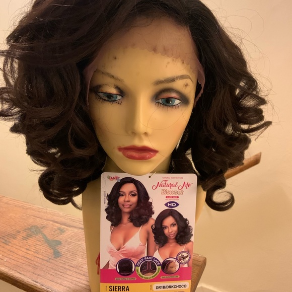 Two wigs!!!! Sensationnel KELLY T1B/30 Janet Collection SIERRA  DR1B/DRKCHOCOC - Picture 3 of 12